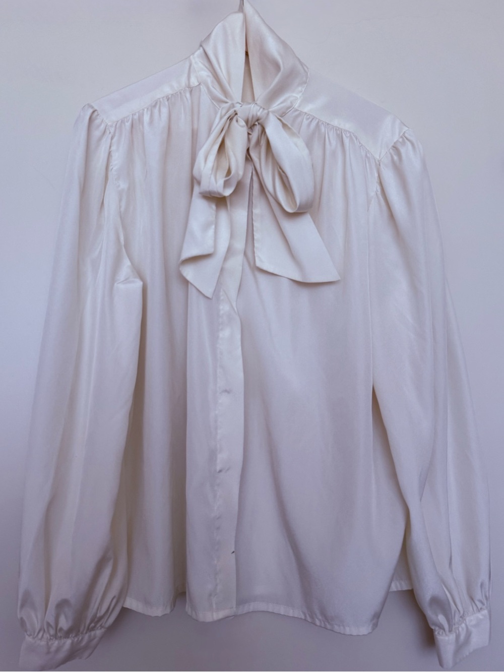 Vintage 80s Cream Bow-Tie Secretary Blouse Highneck Blouson Top L/XL Cottagecore